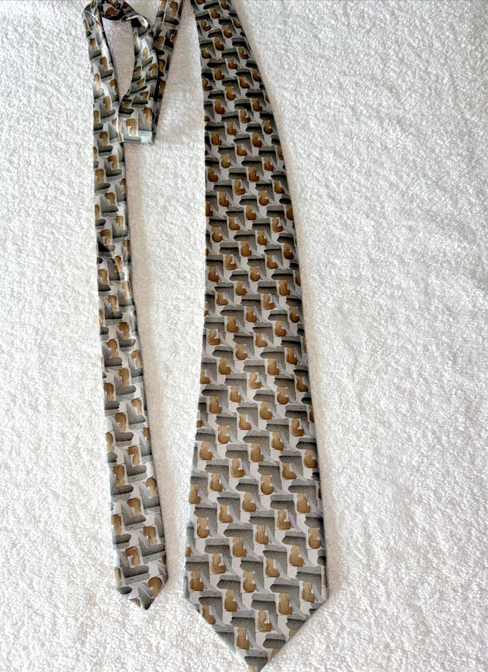 Cocktail Colors 100% SILK Men's hand made Geometric Abstract Tie 62” X 3.5”